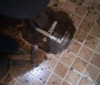 赫章卫生间漏水维修公司为您分享下卫生间渗水如何处理及注意事项